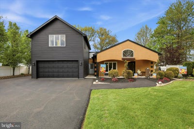 /international/us/228-bridge-street-collegeville-pa-110107689531/