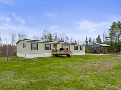 /international/us/64-coburn-road-carthage-me-110108058417/