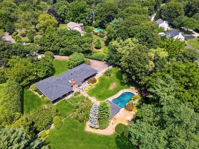 /international/us/3-squadron-court-cold-spring-harbor-ny-110101269978/?lang=id