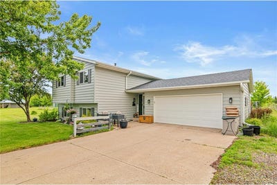 /international/us/6972-360th-street-north-branch-mn-110099979128/