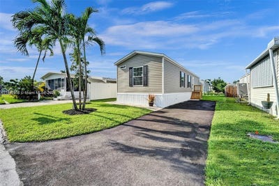 /international/us/2920-sw-57th-ct-dania-beach-fl-110094215301/