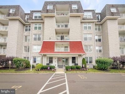 /international/us/6211-centennial-station-warminster-pa-110109000026/