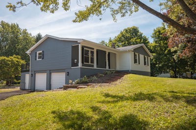/international/us/6n841-longacre-drive-st-charles-il-110108566539/