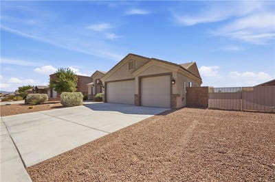 /international/us/1726-e-aloe-street-kingman-az-110120018007/