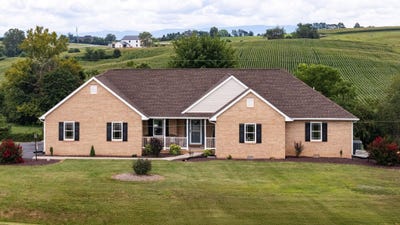 /international/us/1550-christians-creek-rd-staunton-va-110101549920/?lang=en