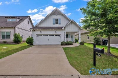 /international/us/2708-village-lane-birmingham-al-110108567766/