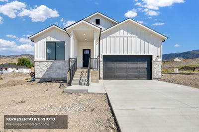/international/us/527-e-620-n-smithfield-ut-110108473635/