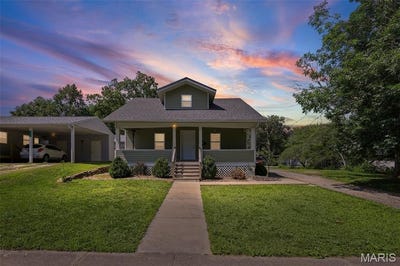 /international/us/1451-franklin-street-carlyle-il-110108938022/