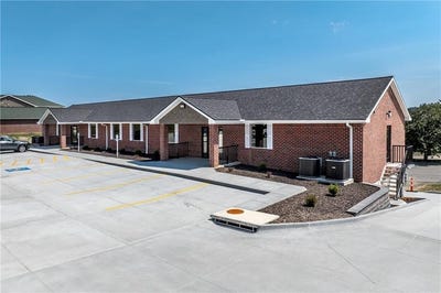 /international/us/3820-faraon-street-st-joseph-mo-110093755270/