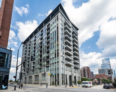 /international/us/740-w-fulton-street-chicago-il-110120028772/