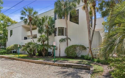 /international/us/540-oglethorpe-avenue-st-simons-island-ga-110107988061/