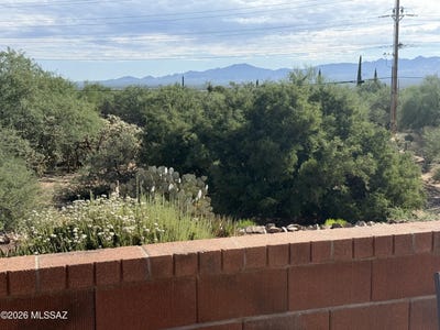 /international/us/204-n-cobalt-drive-green-valley-az-110120514906/