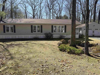 /international/us/9-kenyann-drive-wolfeboro-nh-110106932782/