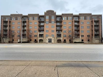 /international/us/77-n-wolf-road-northlake-il-110106182075/