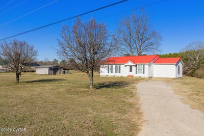 /international/us/2215-state-route-22a-s-jacks-creek-tn-110104996205/