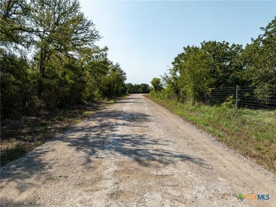 /international/us/county-road-102-purmela-tx-110100199219/