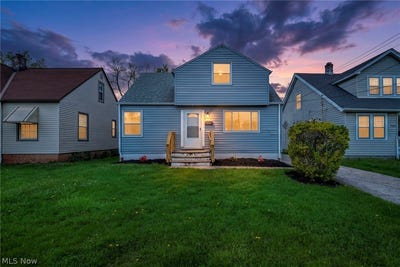 /international/us/5234-henry-street-maple-heights-oh-110107629156/