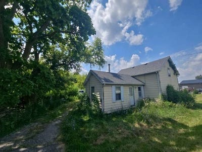 /international/us/7823-e-us-highway-223-blissfield-mi-110104341631/