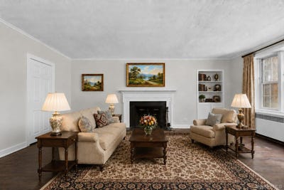 /international/us/100-pinewood-road-hartsdale-ny-110119668252/