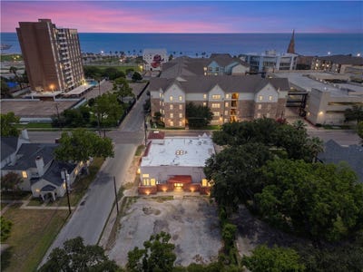 /international/us/801-s-carancahua-street-corpus-christi-tx-110108804509/