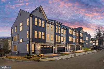 /international/us/8460-begonia-lane-lorton-va-110120149015/