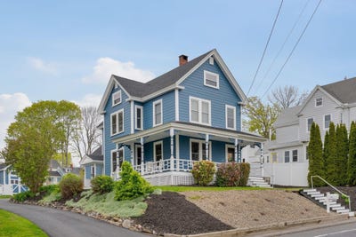 /international/us/394-washington-street-bath-me-110108019955/