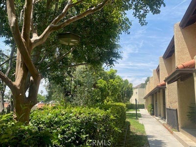 /international/us/7738-via-napoli-50-burbank-ca-110101421693/