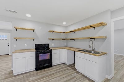 /international/us/39-sol-salido-circle-sanderson-tx-110107879838/