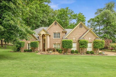 /international/us/10108-markwood-oak-dr-lakeland-tn-110107846197/