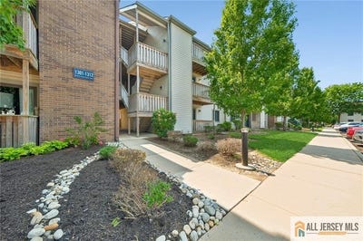 /international/us/1308-ravens-crest-drive-plainsboro-nj-110109595655/