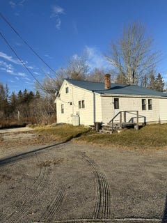 /international/us/1491-main-street-harrington-me-110104010377/