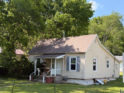 /international/us/801-w-7th-street-fulton-mo-110108143081/