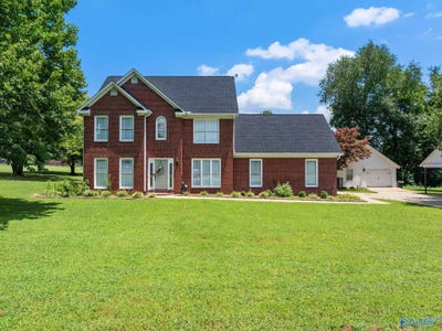 /international/us/333-reynolds-drive-rogersville-al-110109454937/
