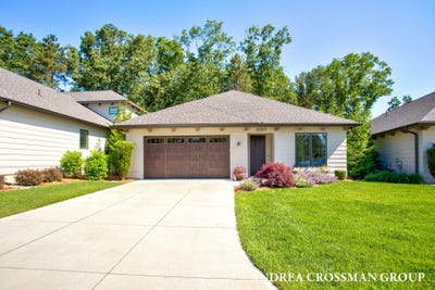 /international/us/2063-ottawa-beach-road-holland-mi-110100674603/