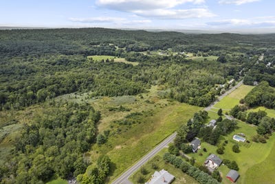 /international/us/s-stone-street-suffield-ct-110105293697/