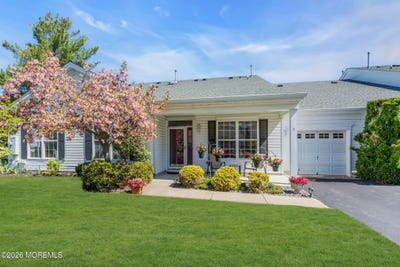 /international/us/3-golden-willows-avenue-lakewood-nj-110107549985/