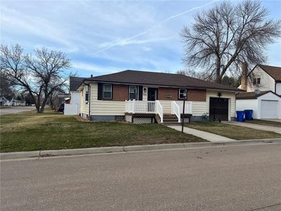 /international/us/288-locust-street-dawson-mn-110106925418/