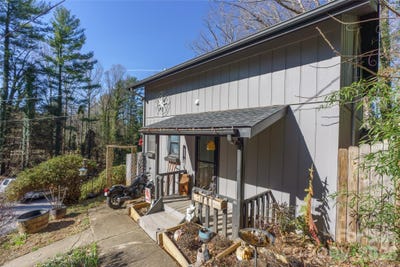 /international/us/177-forest-drive-clyde-nc-110110137470/