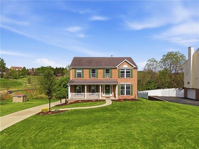 /international/us/2225-watchfield-dr-south-park-pa-110107651565/