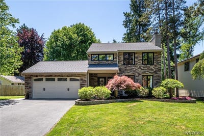 /international/us/11-dappled-drive-east-amherst-ny-110108499467/