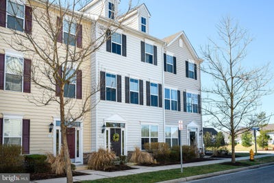 /international/us/108-john-patrick-drive-stevensville-md-110106296117/