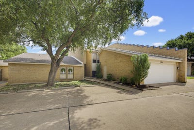 /international/us/3703-hulen-park-drive-fort-worth-tx-110108767827/