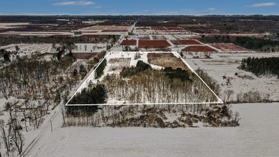 /international/us/68854-34th-avenue-covert-mi-110108336029/