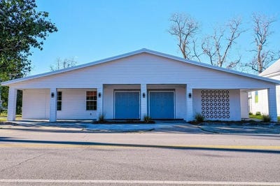 /international/us/424-n-hwy-avenue-blackshear-ga-110105977486/