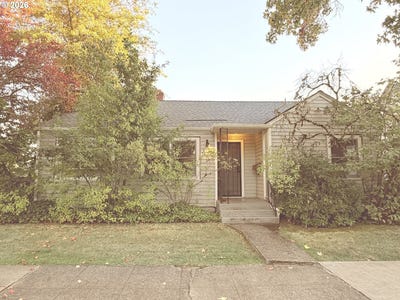 /international/us/890-e-22nd-ave-eugene-or-110120093325/