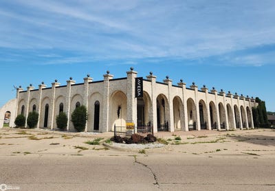 /international/us/101-washington-street-ida-grove-ia-110096165370/