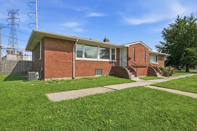 /international/us/4757-catalpa-avenue-hammond-in-110119659329/