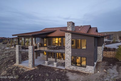 /international/us/6633-golden-bear-loop-w-park-city-ut-110100581818/