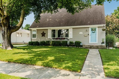 /international/us/523-29th-rockford-il-110101370056/