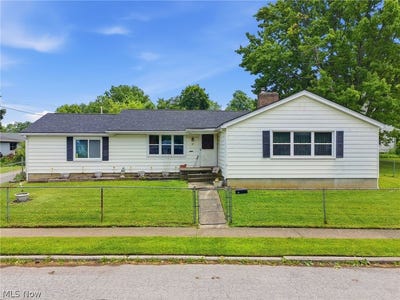 /international/us/14-n-cross-street-columbiana-oh-110108855861/